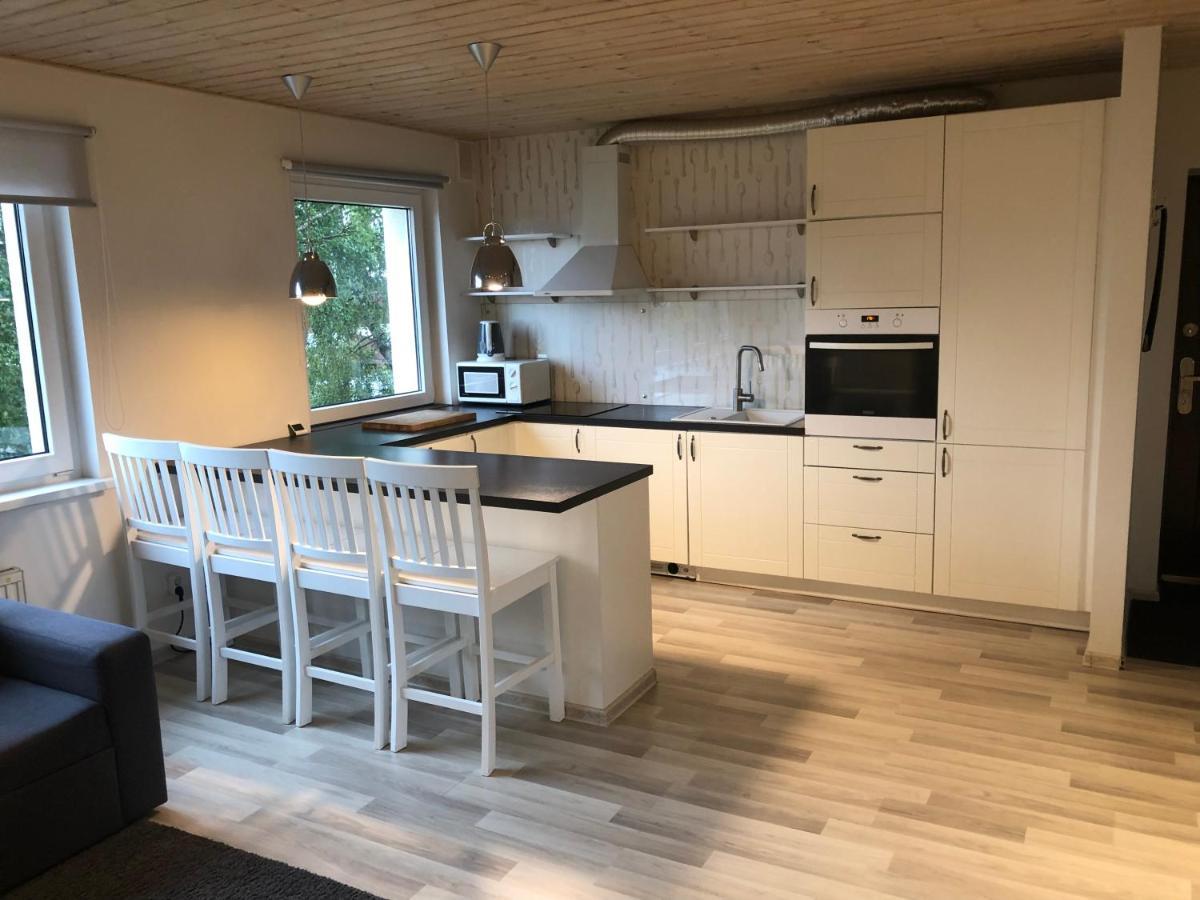 Modern Cozy 2 Bedroom Apartment Near City Center 페르누 외부 사진