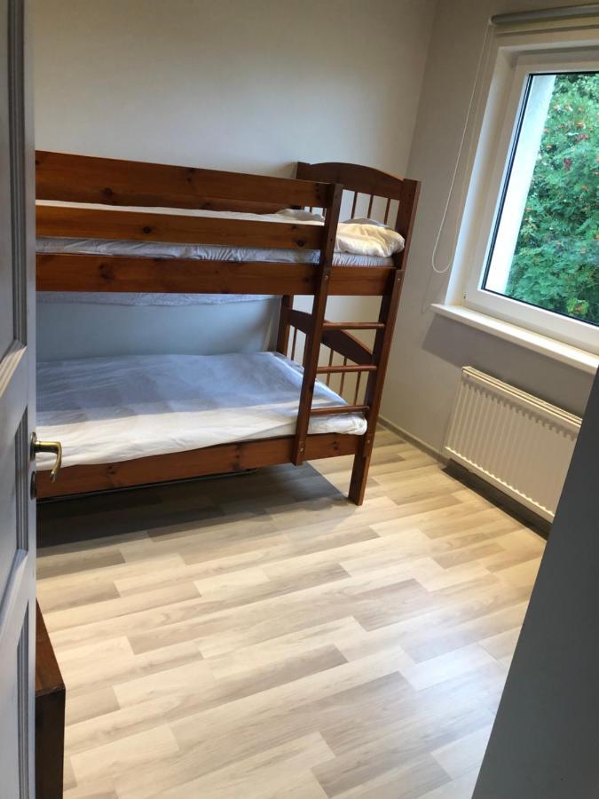 Modern Cozy 2 Bedroom Apartment Near City Center 페르누 외부 사진
